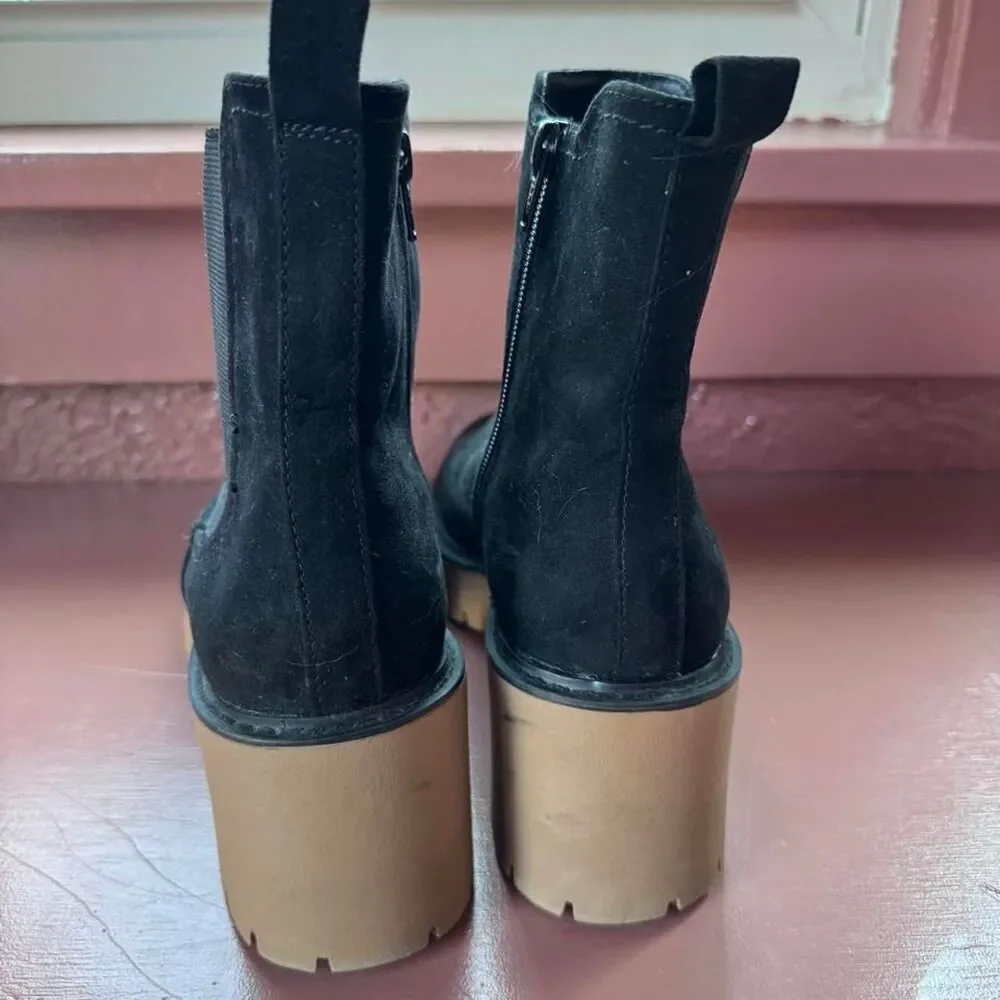 Universal Thread Target Women's Black Heel Ankle Chelsea Boots - Sz 8.5